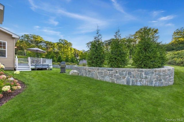 21 N Ridge Road, Mahopac, NY 10541