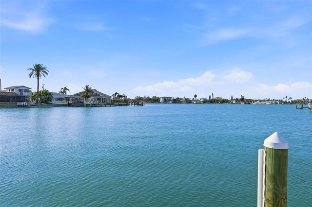 6420 3RD PALM POINT, St Pete Beach, FL 33706