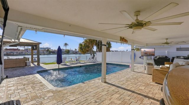 6420 3RD PALM POINT, St Pete Beach, FL 33706