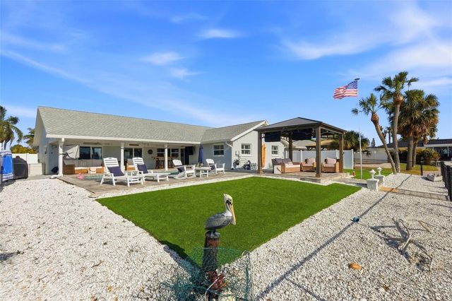 6420 3RD PALM POINT, St Pete Beach, FL 33706