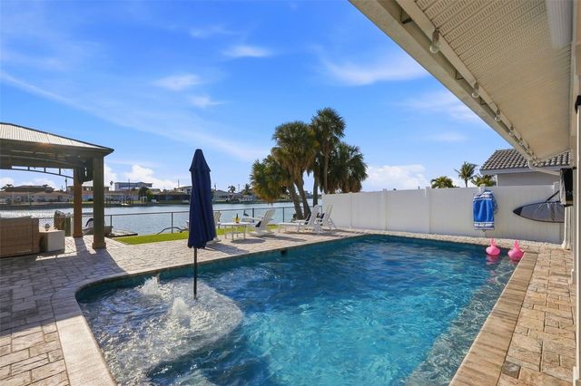 6420 3RD PALM POINT, St Pete Beach, FL 33706