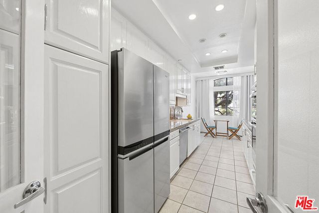 200 N Swall Drive 462, Beverly Hills, CA 90211