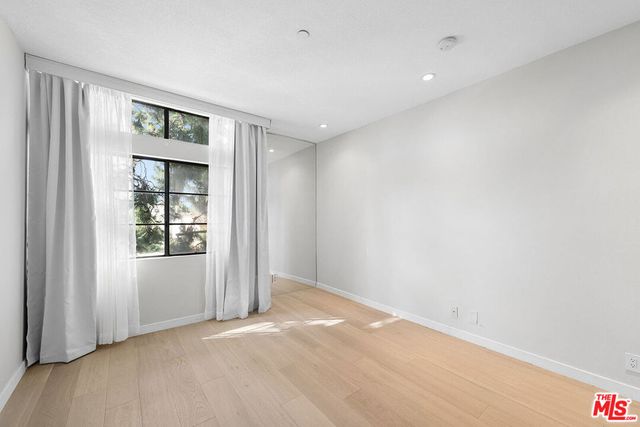 200 N Swall Drive 462, Beverly Hills, CA 90211