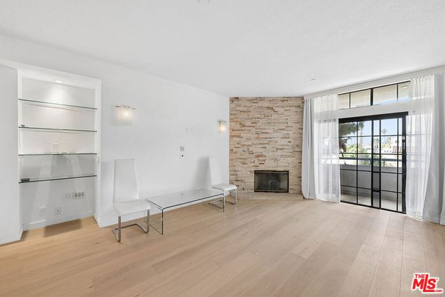 200 N Swall Drive 462, Beverly Hills, CA 90211