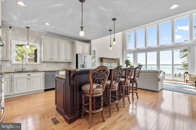 465 EDGEWATER RD, Pasadena, MD 21122