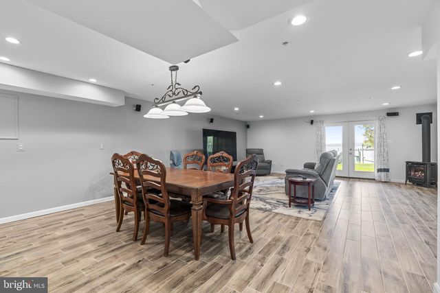 465 EDGEWATER RD, Pasadena, MD 21122