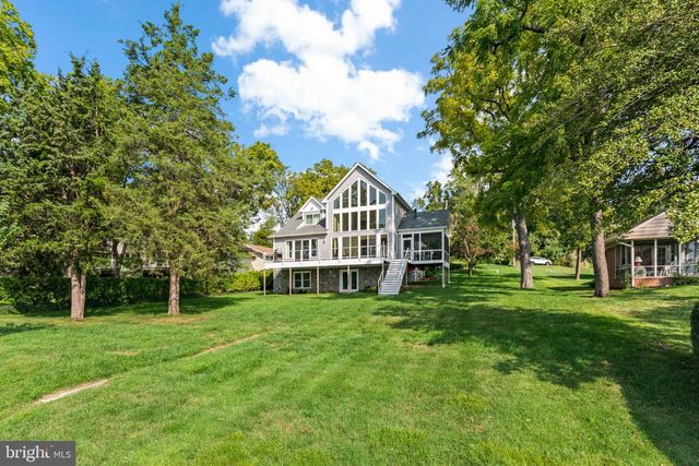 465 EDGEWATER RD, Pasadena, MD 21122