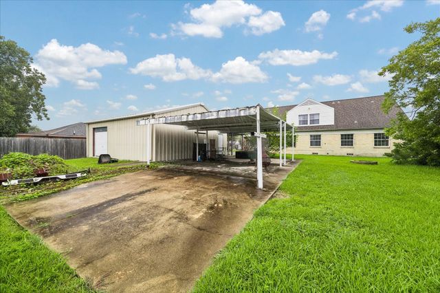 1330 Des Jardines Street, Houston, TX 77023