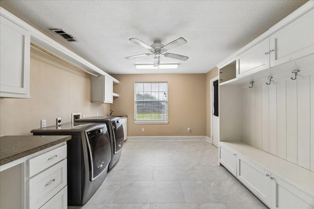 1330 Des Jardines Street, Houston, TX 77023