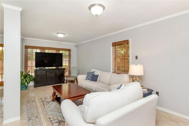 5911 Shenandoah Road N, Mobile, AL 36608