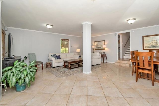 5911 Shenandoah Road N, Mobile, AL 36608