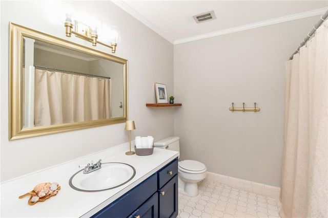 5911 Shenandoah Road N, Mobile, AL 36608