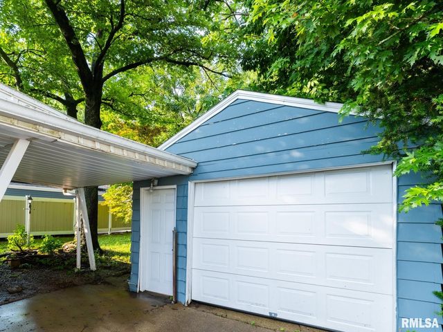 5120 N GLEN ELM Drive, Peoria Heights, IL 61616