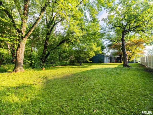5120 N GLEN ELM Drive, Peoria Heights, IL 61616