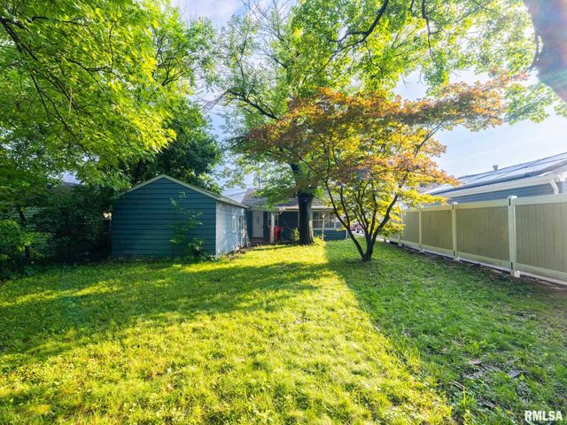 5120 N GLEN ELM Drive, Peoria Heights, IL 61616