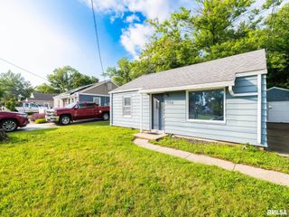 5120 N GLEN ELM Drive, Peoria Heights, IL 61616
