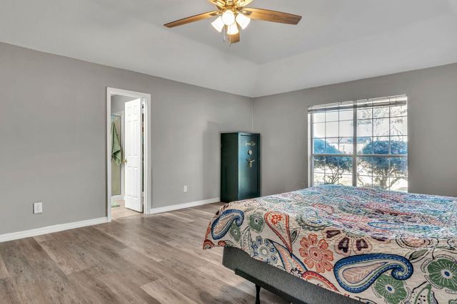 445 B and B Ln, Hallsville, TX 75650