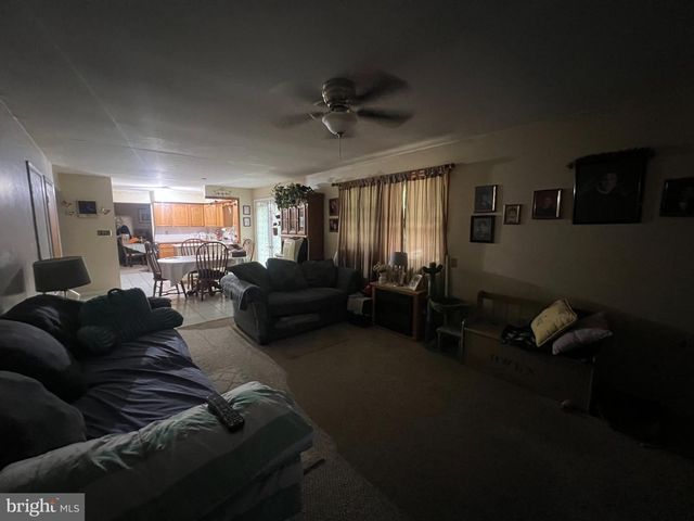 162 STITZER RD, Fleetwood, PA 19522
