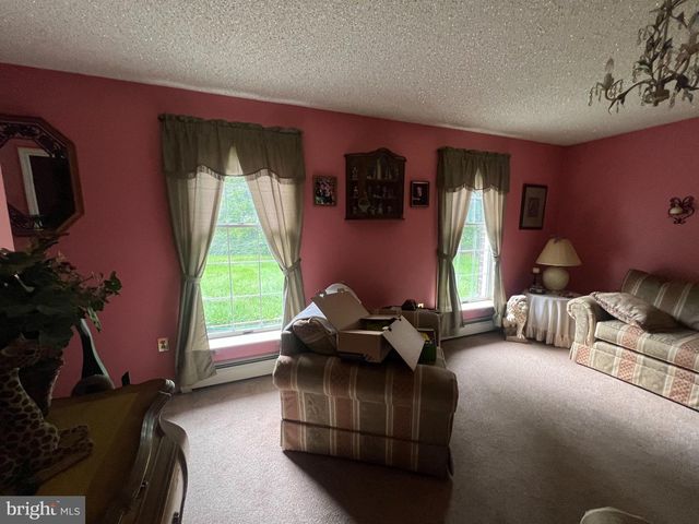 162 STITZER RD, Fleetwood, PA 19522