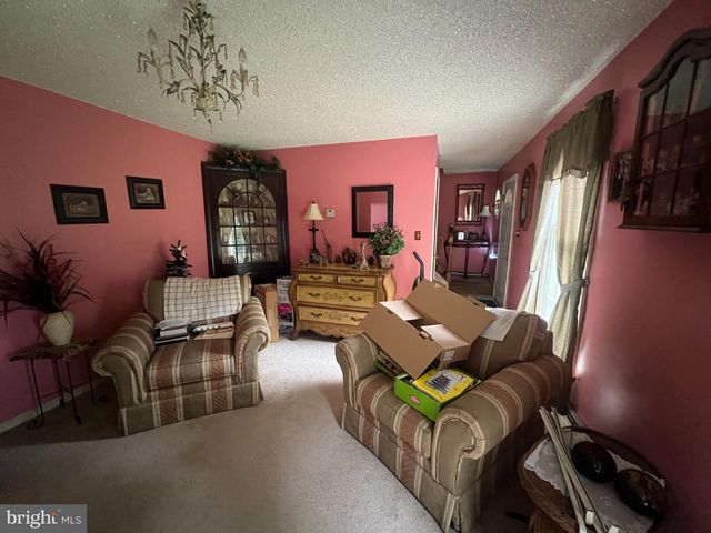 162 STITZER RD, Fleetwood, PA 19522