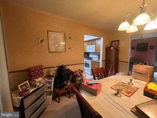 162 STITZER RD, Fleetwood, PA 19522