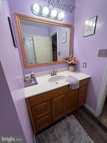 162 STITZER RD, Fleetwood, PA 19522