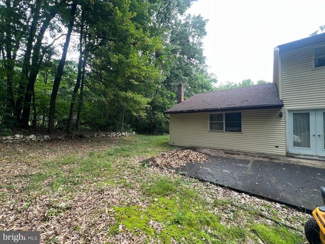 162 STITZER RD, Fleetwood, PA 19522