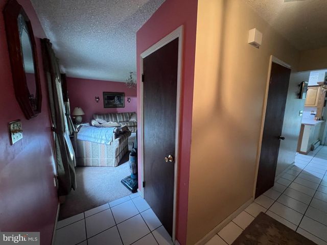 162 STITZER RD, Fleetwood, PA 19522