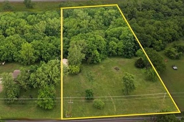 Kansas Avenue, Bonner Springs, KS 66012