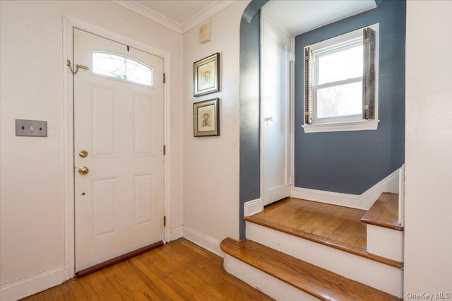 64 E Chester Street, Valley Stream, NY 11580