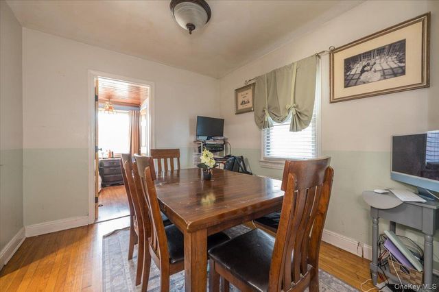 64 E Chester Street, Valley Stream, NY 11580