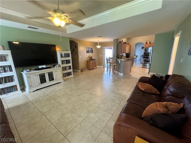 42 NE 13th AVE, Cape Coral, FL 33909
