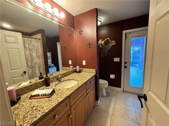 42 NE 13th AVE, Cape Coral, FL 33909