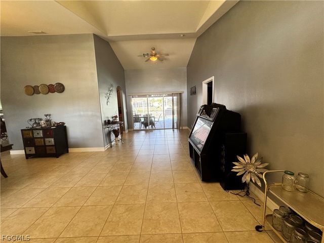 42 NE 13th AVE, Cape Coral, FL 33909