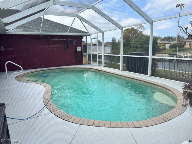 42 NE 13th AVE, Cape Coral, FL 33909