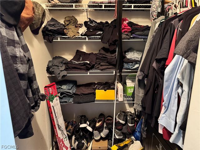 42 NE 13th AVE, Cape Coral, FL 33909