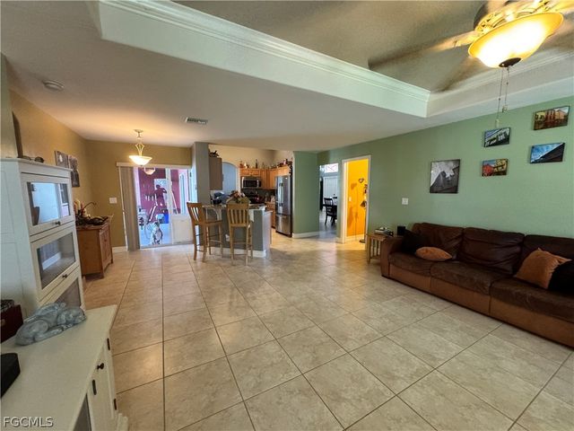 42 NE 13th AVE, Cape Coral, FL 33909