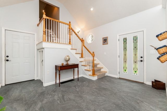 6 Woodchester Rd, Franklin, MA 02038