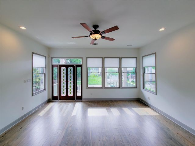917 Herkimer Street, Houston, TX 77008