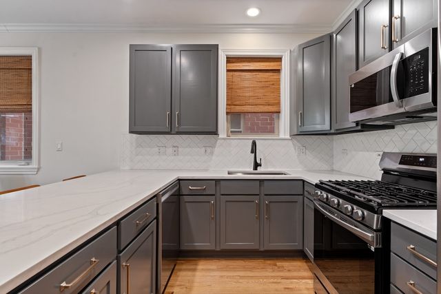 1929 N Sawyer Avenue 2, Chicago, IL 60647
