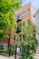 1929 N Sawyer Avenue 2, Chicago, IL 60647