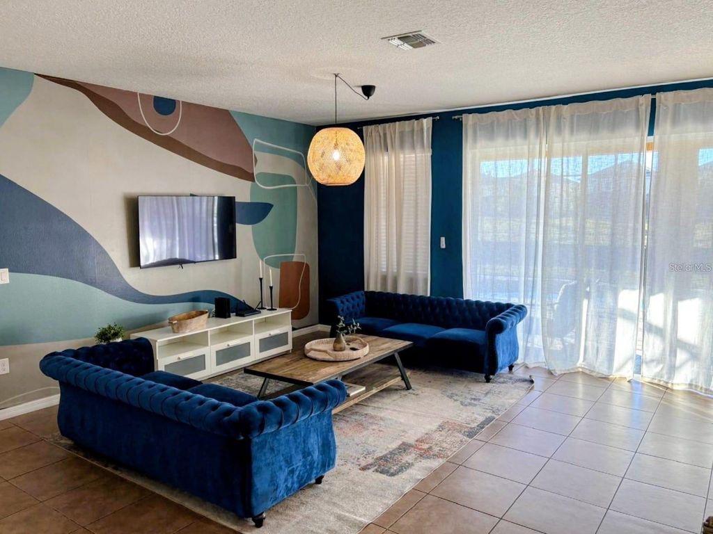 Image 8 of property listing at 4445 SHIVA LOOP, Kissimmee, FL 34746