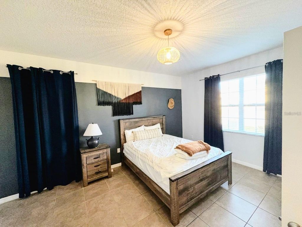 Image 9 of property listing at 4445 SHIVA LOOP, Kissimmee, FL 34746