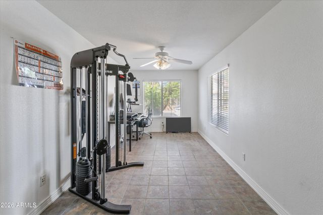 285 W Goldfinch Way, Chandler, AZ 85286