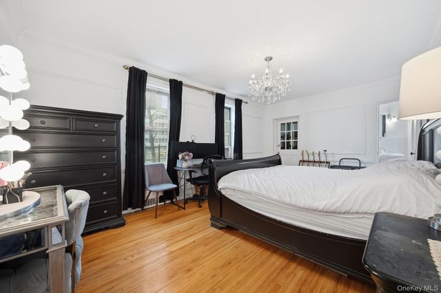 69-40 YELLOWSTONE Boulevard 108, Forest Hills, NY 11375