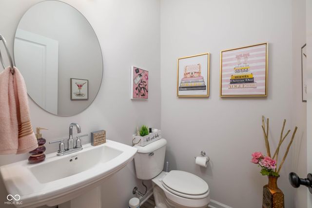 3922 Holly Brook Drive, Westfield, IN 46062