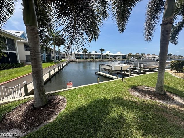 4116 SE 20th PL 102, Cape Coral, FL 33904