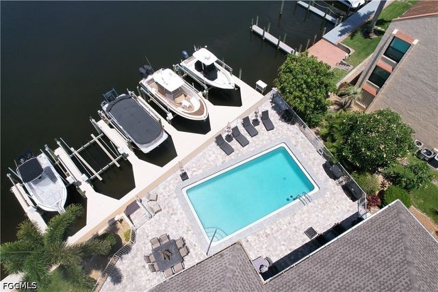 4116 SE 20th PL 102, Cape Coral, FL 33904