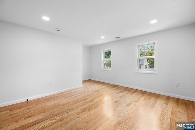 206 Linden Avenue, Verona, NJ 07044