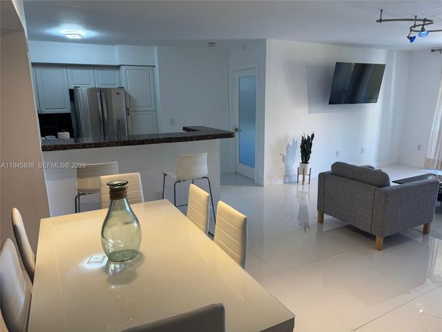 19555 E Country Club Dr 8507, Aventura, FL 33180